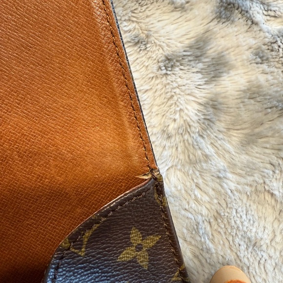 Cartouchiere LV bag - Picture 12 of 13